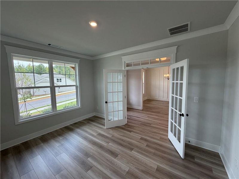 Spacious, unfurnished interior of a new home in Mallard’s Landing, Jefferson (Image 34).