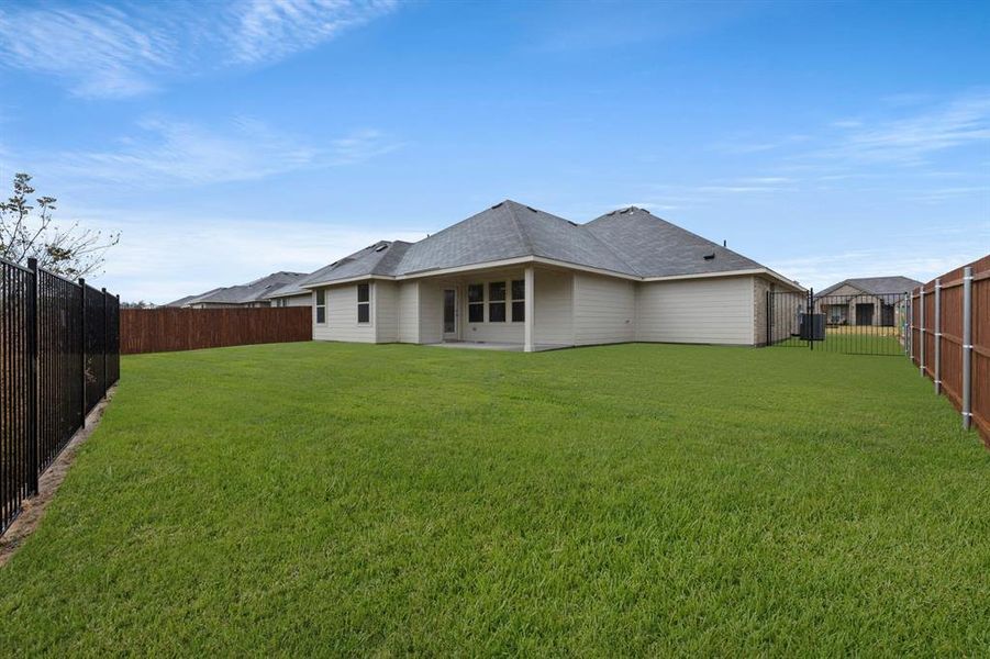 2609 Streamside-Back-1 2609 Streamside-Back-1