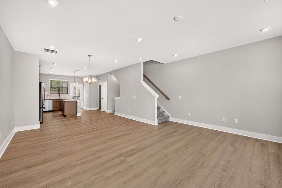 Spacious, unfurnished interior of a new home in Context at Oakhurst, Charlotte (Image 24). Spacious, unfurnished interior of a new home in Context at Oakhurst, Charlotte (Image 24).