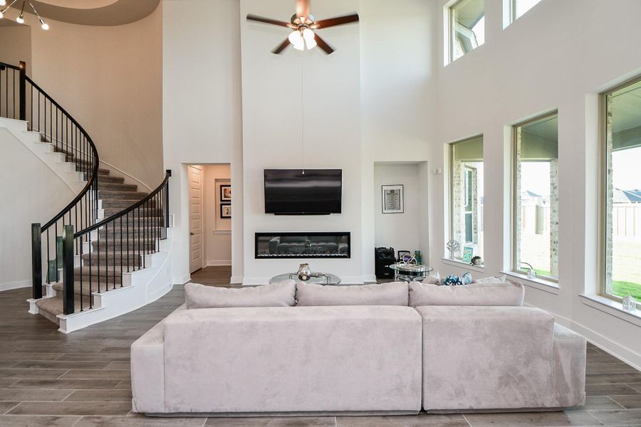 Image 25 of a home in Cross Creek West. Image 25 of a home in Cross Creek West.