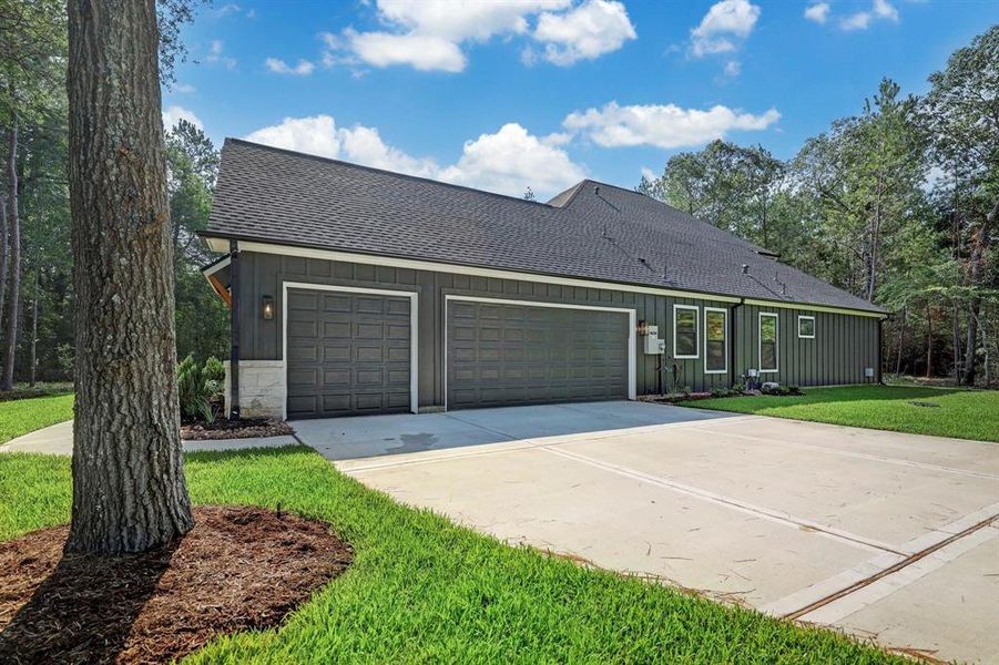 Your 3 car side-by-side garage provides tons of space!