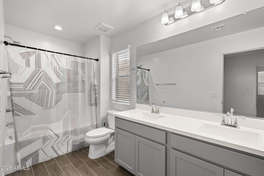 Guest Bathroom Guest Bathroom