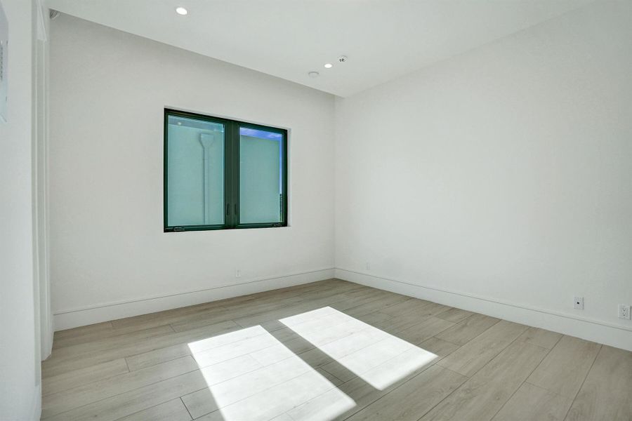 Spacious, unfurnished interior of a new home in , Delray Beach (Image 21).