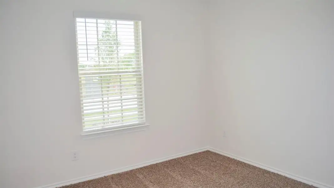 Spacious, unfurnished interior of a new home in Forestbrook Estates, Paris (Image 10). Spacious, unfurnished interior of a new home in Forestbrook Estates, Paris (Image 10).