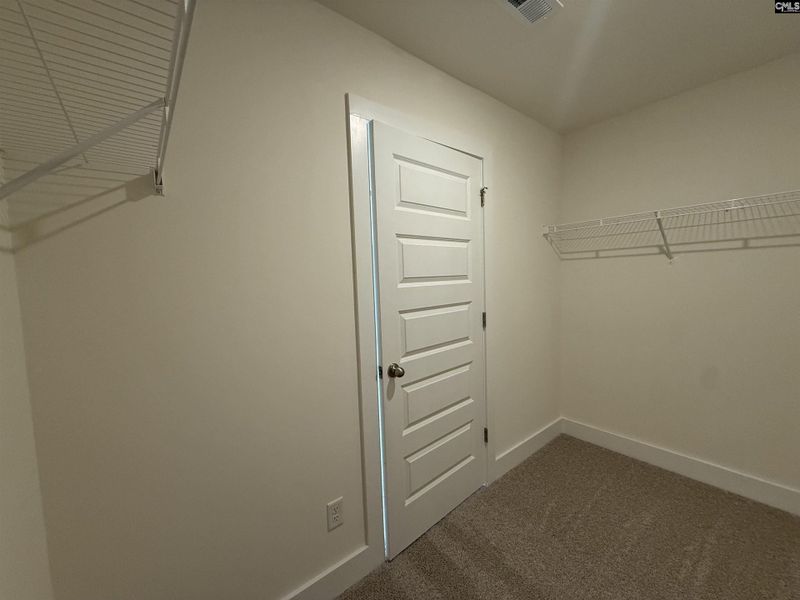 Spacious, unfurnished interior of a new home in Cottages at Roofs Pond, West Columbia (Image 40).