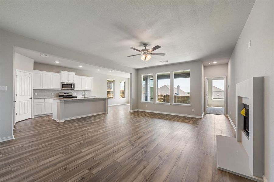 Spacious, unfurnished interior of a new home in Liberty Pointe, Gainesville (Image 27). Spacious, unfurnished interior of a new home in Liberty Pointe, Gainesville (Image 27).