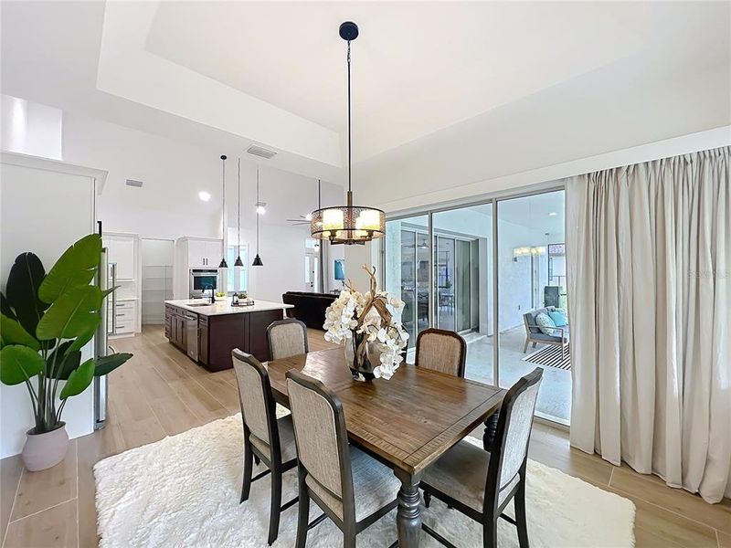 Furnished interior view inside a new home in , Orlando (Image 46).