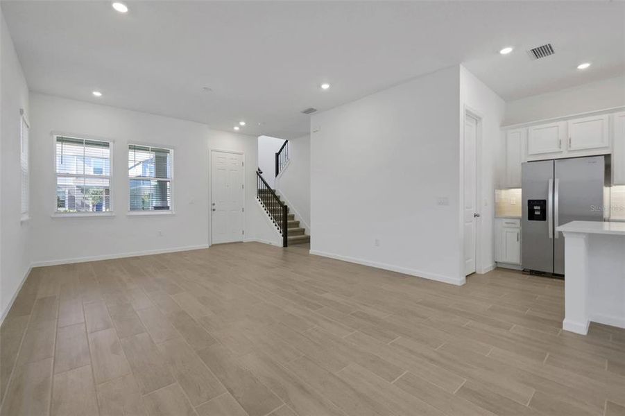 Spacious, unfurnished interior of a new home in Serenade at Ovation, Winter Garden (Image 11).