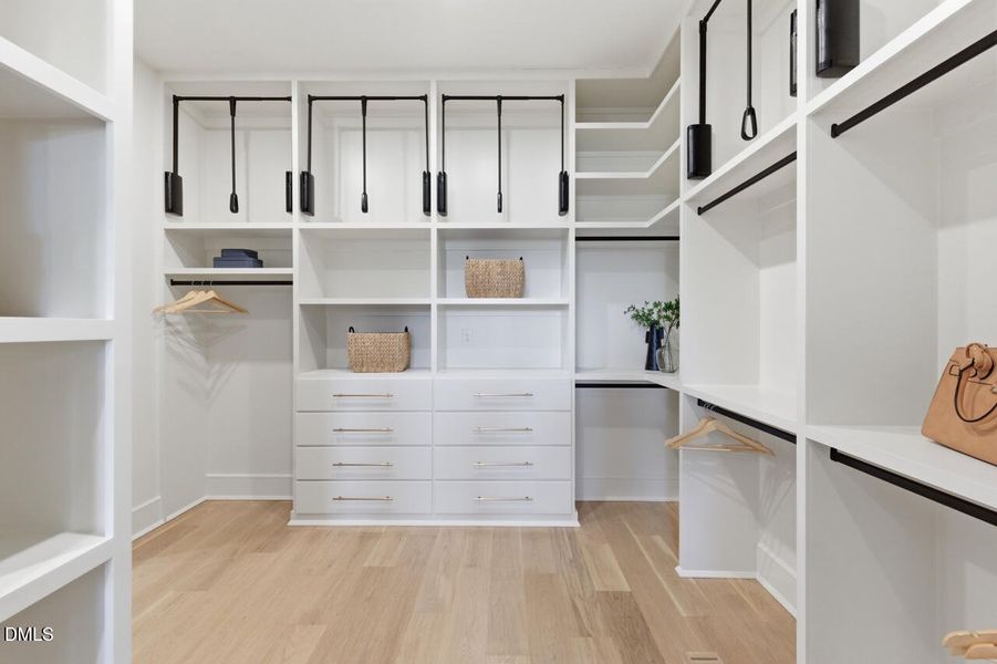 5856 Carriage Gate-47