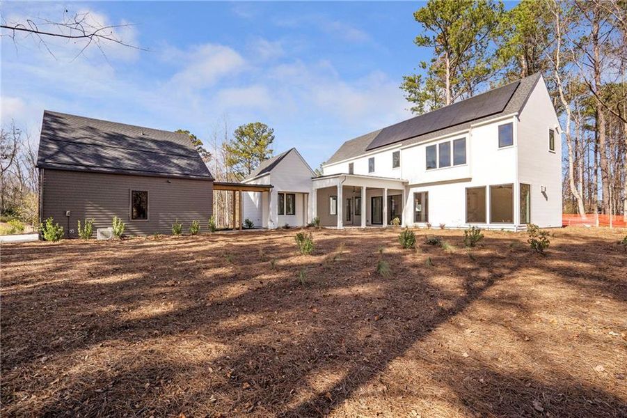 Exterior details and patio area of a home in Aster, Roswell (Image 28).