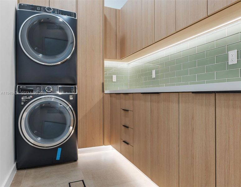 Close-up of interior finishes inside a home in , Miami (Image 21).