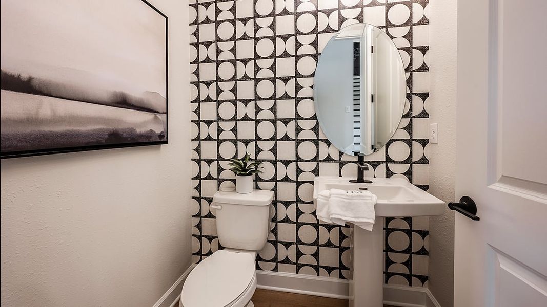 Furnished interior view inside a new home in Ardisia Park, New Smyrna Beach (Image 25).