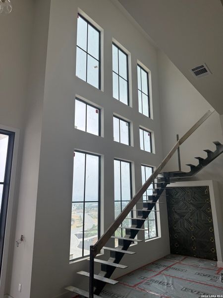 Image 36 of a home in .