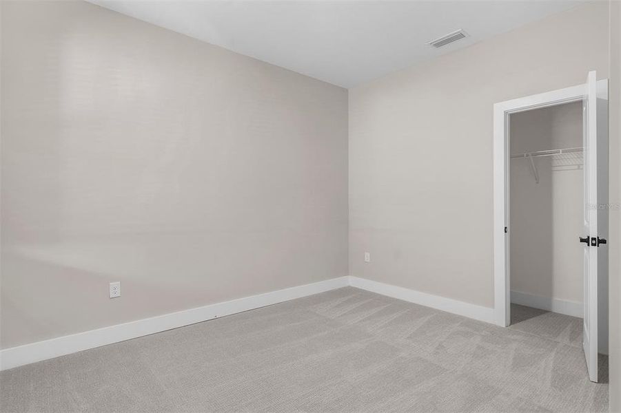 Spacious, unfurnished interior of a new home in , Port Charlotte (Image 11).