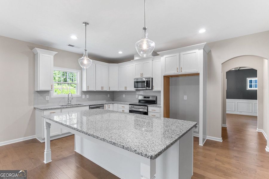 Furnished interior view inside a new home in Juliette Crossing, Forsyth (Image 17).