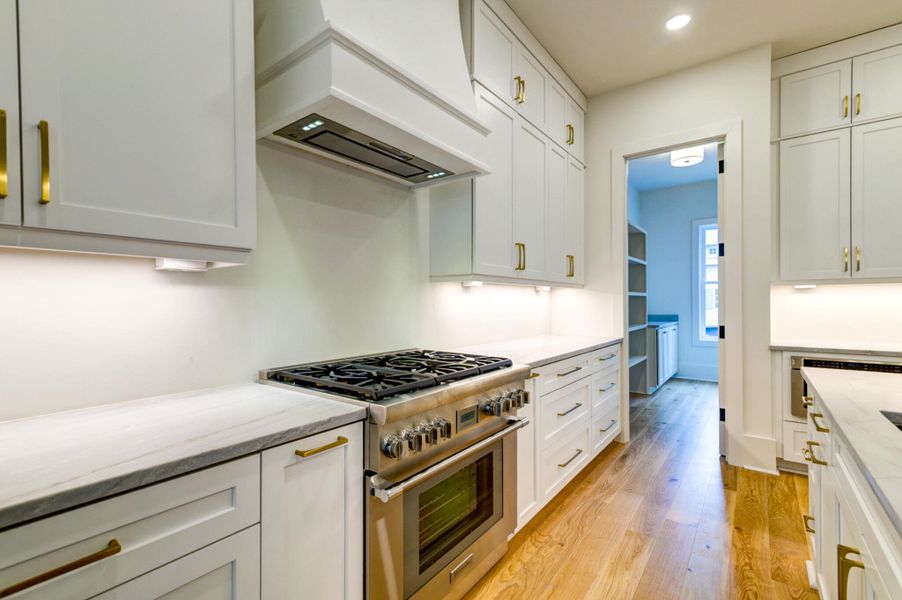 Furnished interior view inside a new home in , Johns Island (Image 8). Furnished interior view inside a new home in , Johns Island (Image 8).