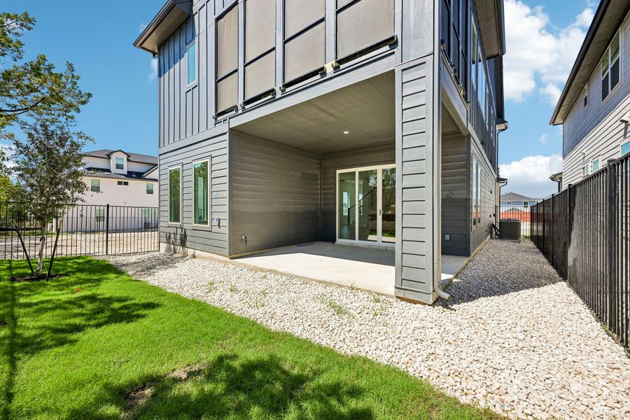 Exterior details and patio area of a home in Foxfield, Austin (Image 18).