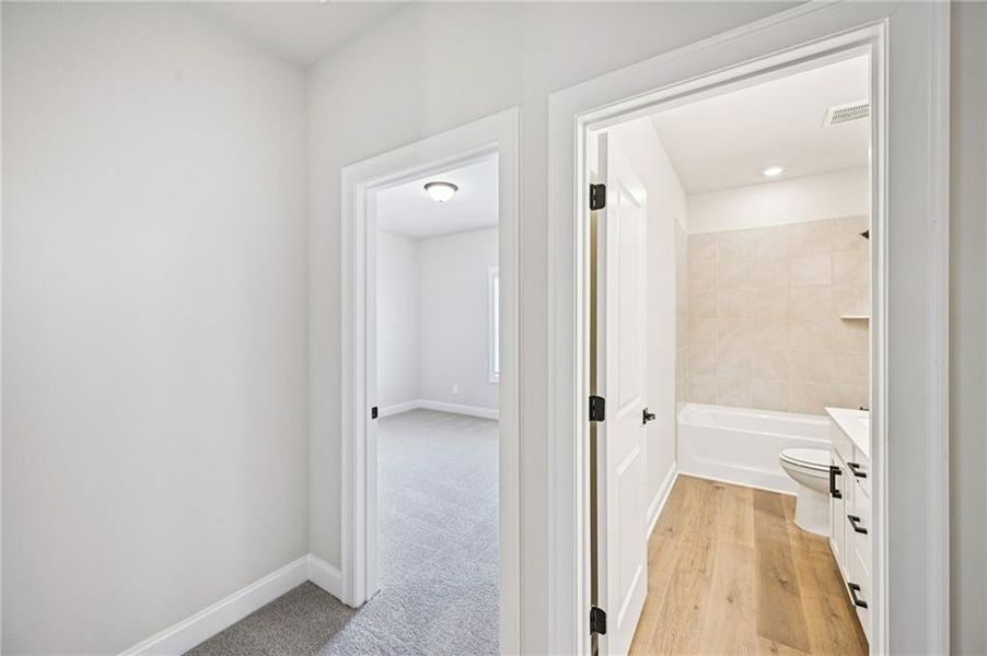 Spacious, unfurnished interior of a new home in River Pointe, Monroe (Image 37).