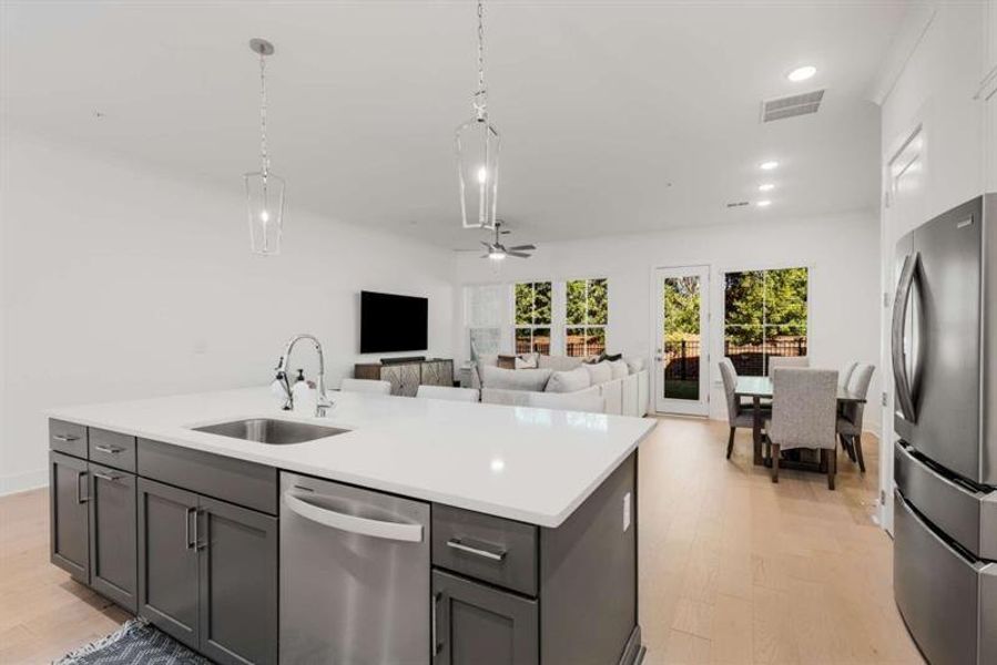 Furnished interior view inside a new home in , Alpharetta (Image 9).