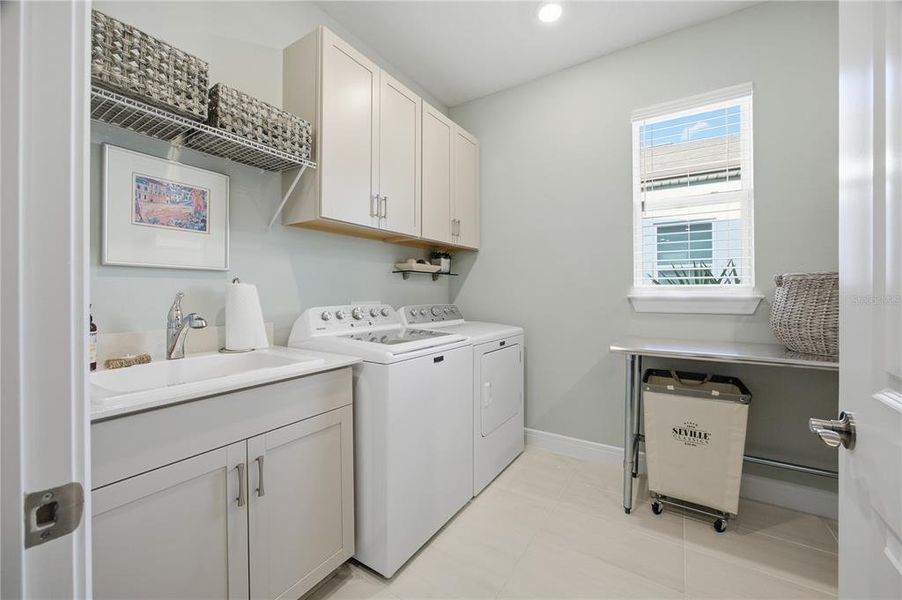 Furnished interior view inside a new home in , Ocala (Image 35).