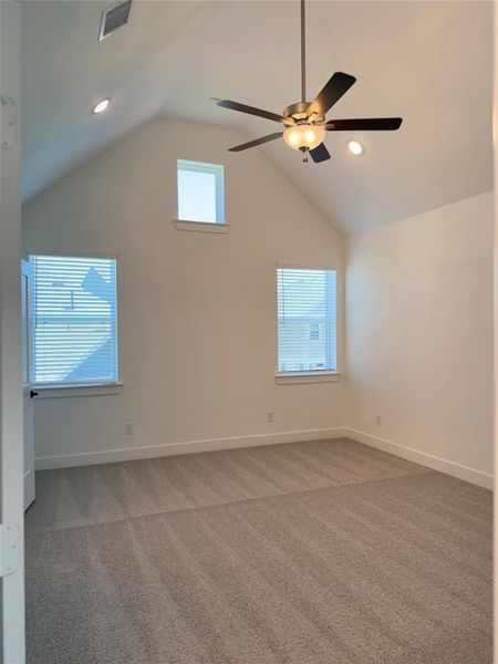Spacious, unfurnished interior of a new home in , Missouri City (Image 28). Spacious, unfurnished interior of a new home in , Missouri City (Image 28).