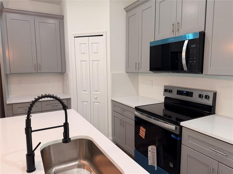 Close-up of interior finishes inside a home in , Citrus Springs (Image 9). Close-up of interior finishes inside a home in , Citrus Springs (Image 9).