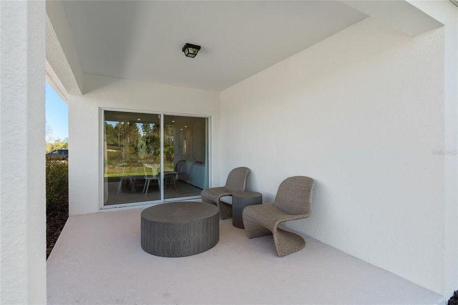 Exterior details and patio area of a home in Hartford Terrace, Davenport (Image 3). Exterior details and patio area of a home in Hartford Terrace, Davenport (Image 3).