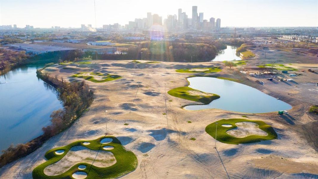 East River 9, Houston's new public 9-hole par-3 golf course is located 3 minutes away!