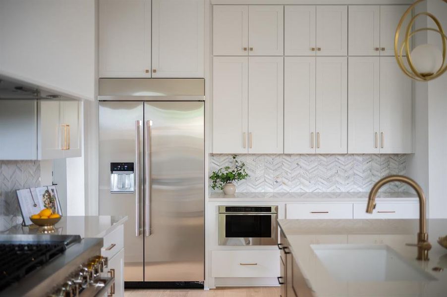 Furnished interior view inside a new home in , Dallas (Image 9).
