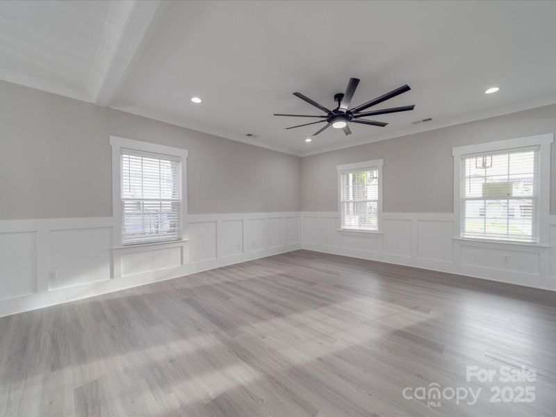 Spacious, unfurnished interior of a new home in , Charlotte (Image 16).