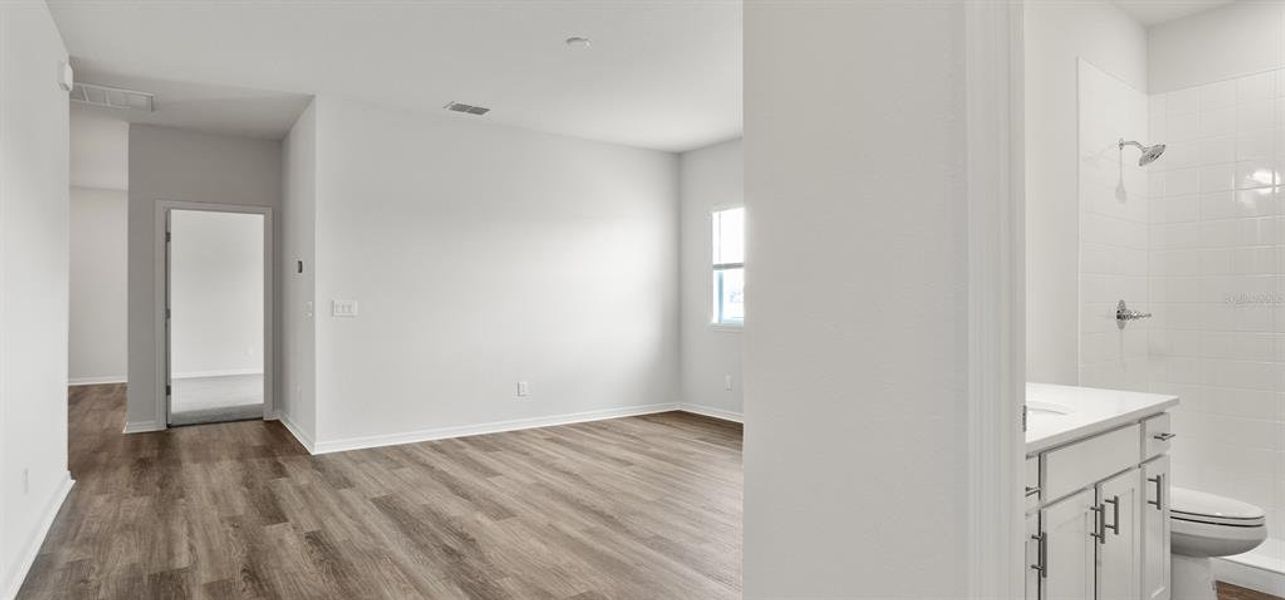 Spacious, unfurnished interior of a new home in The Crossings - Single-Family Homes, St. Cloud (Image 12).