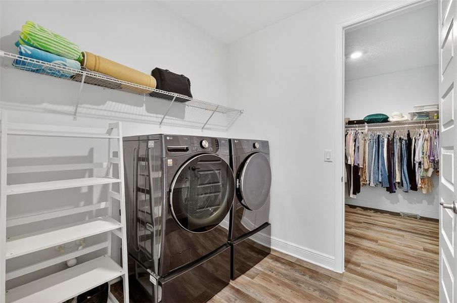 Furnished interior view inside a new home in , Ocala (Image 15).