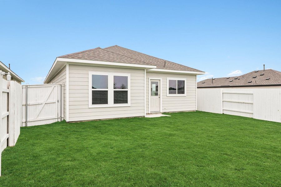 Exterior details and patio area of a home in Harvest Ridge, Elgin (Image 18). Exterior details and patio area of a home in Harvest Ridge, Elgin (Image 18).