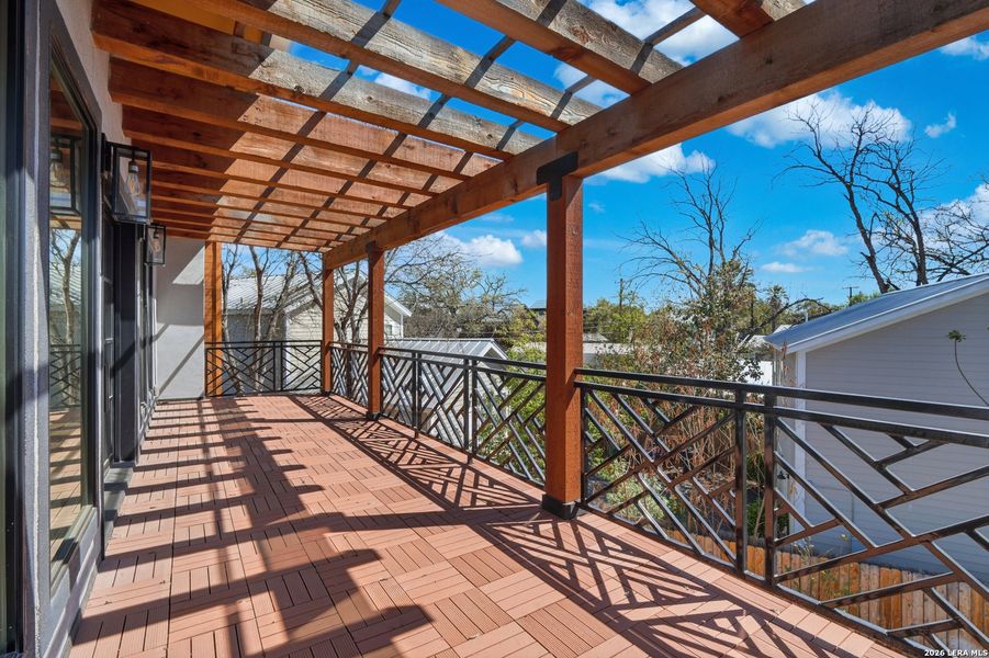 Exterior details and patio area of a home in , San Antonio (Image 27).