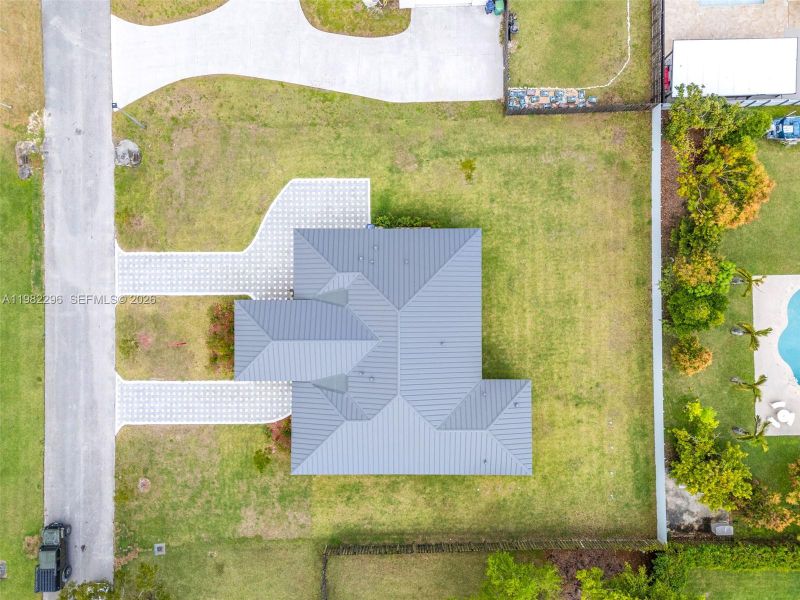 Community amenities in , Miami (Image 35). Community amenities in , Miami (Image 35).