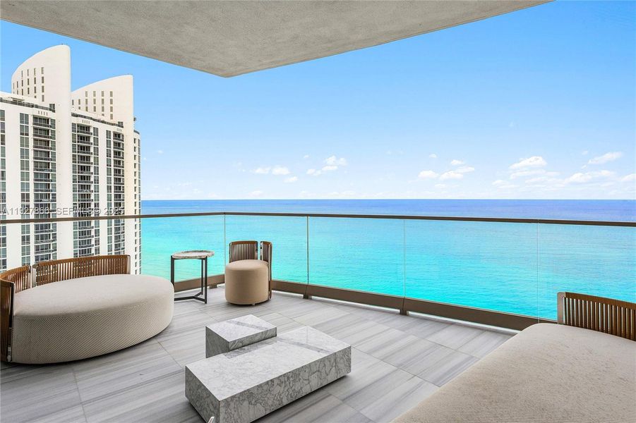 Condo located in Sunny Isles Beach, FL showcasing its design and architecture (Image 5). Condo located in Sunny Isles Beach, FL showcasing its design and architecture (Image 5).