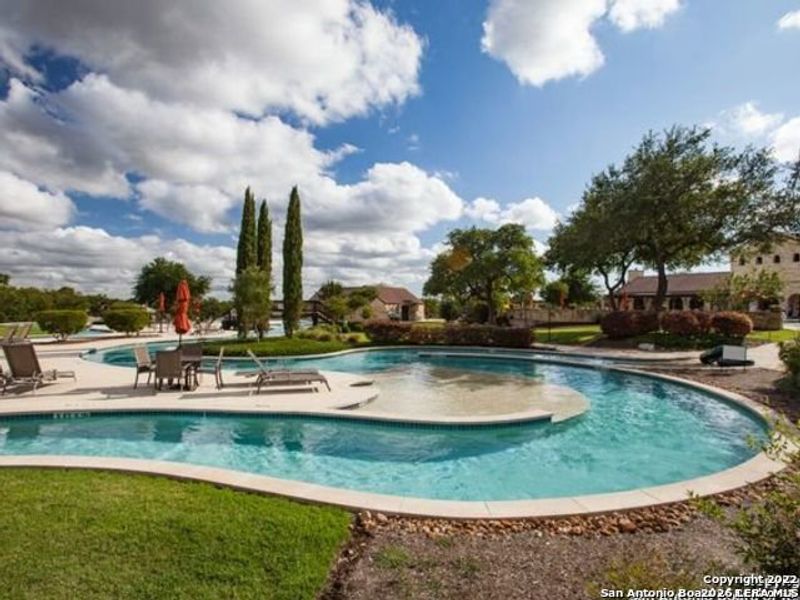 Community amenities in , New Braunfels (Image 5).