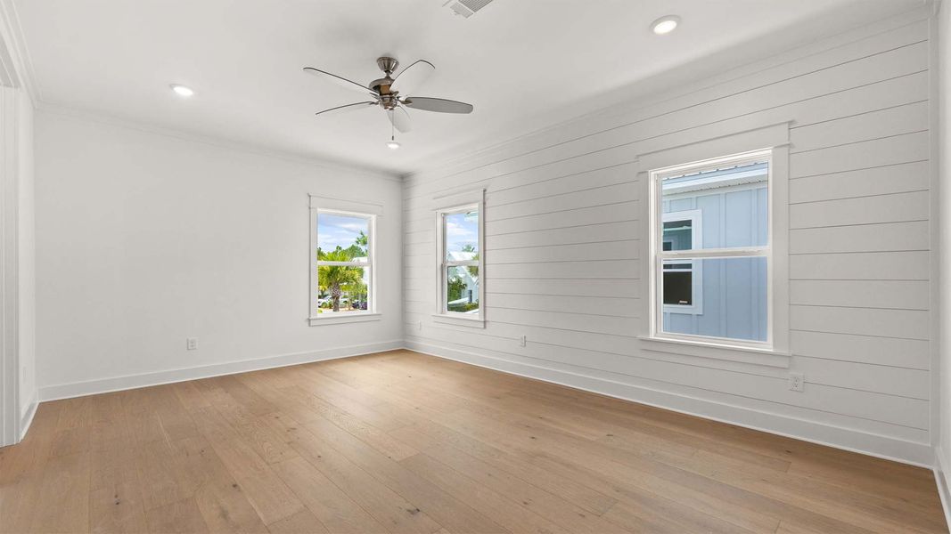 Spacious, unfurnished interior of a new home in Parkside, Santa Rosa Beach (Image 31).