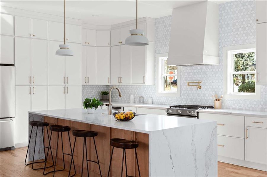 Furnished interior view inside a new home in , Atlanta (Image 11).