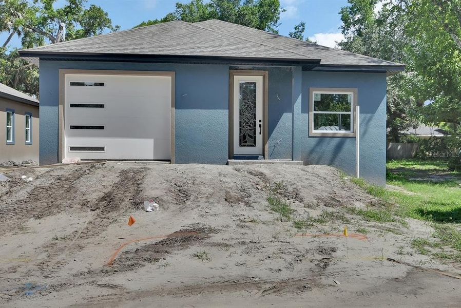 Image 2 of a home in . Image 2 of a home in .