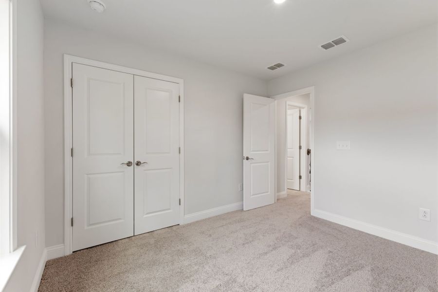 Spacious, unfurnished interior of a new home in Solserra, Shallotte (Image 23).