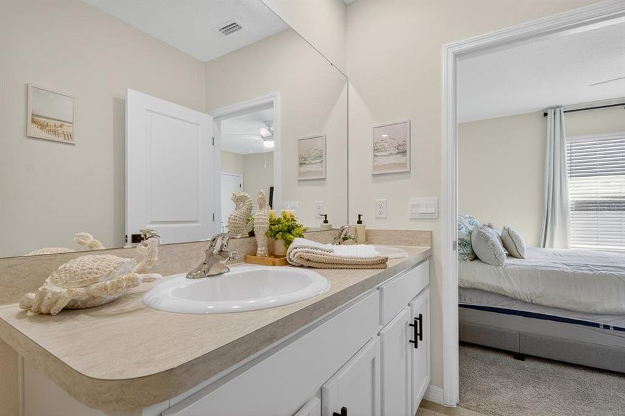 Furnished interior view inside a new home in , Apollo Beach (Image 27).