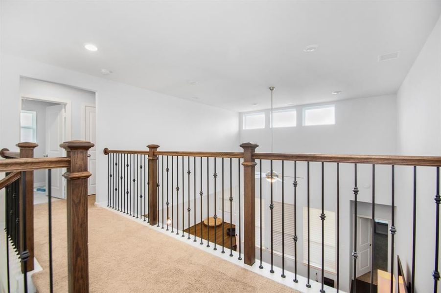 Image 18 of a home in .