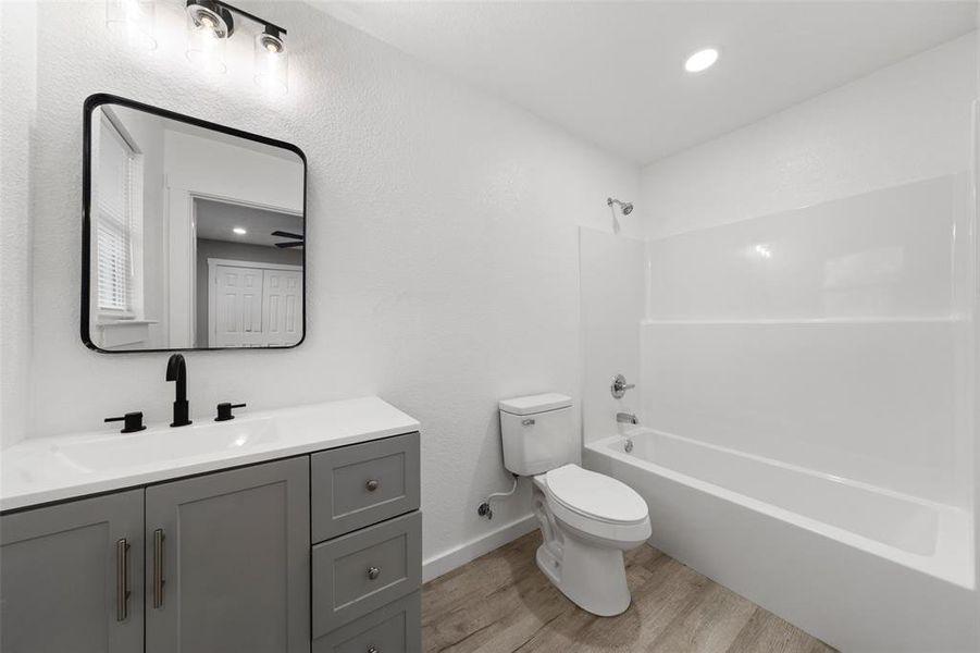 Furnished interior view inside a new home in , Waco (Image 11).