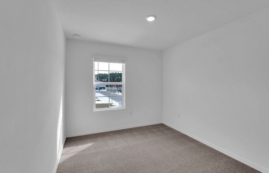 Spacious, unfurnished interior of a new home in Normandy Pines, Jacksonville (Image 17).