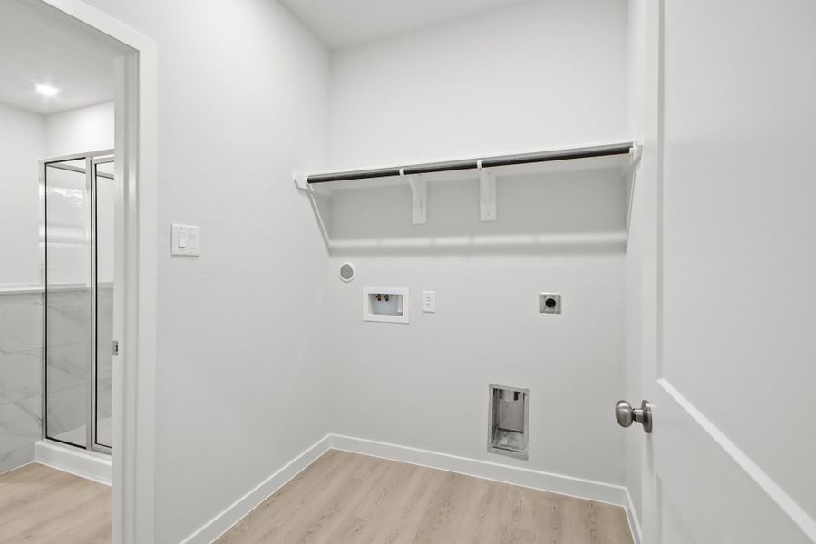 Spacious, unfurnished interior of a new home in The Woodlands Hills, Willis (Image 14). Spacious, unfurnished interior of a new home in The Woodlands Hills, Willis (Image 14).