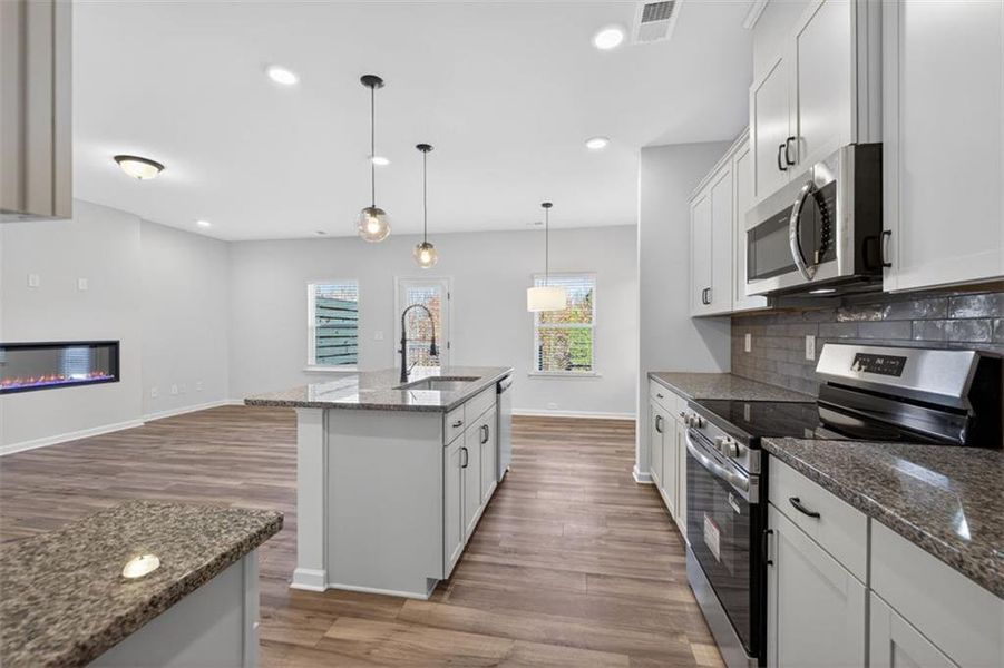 Furnished interior view inside a new home in Franklin Manor, Lawrenceville (Image 8).