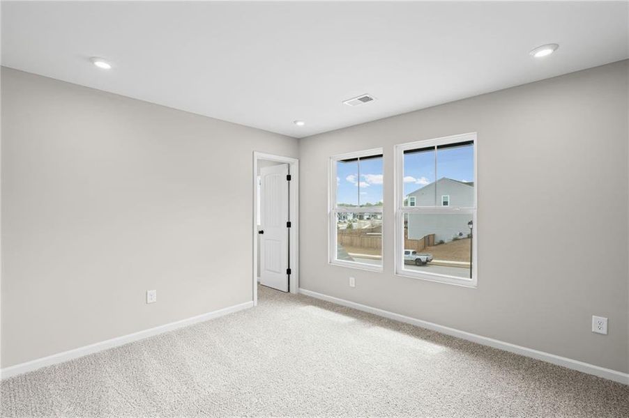 Spacious, unfurnished interior of a new home in Crossvine Estates, Braselton (Image 19).
