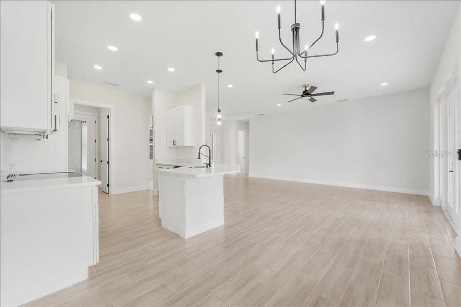 Spacious, unfurnished interior of a new home in , Lehigh Acres (Image 36).