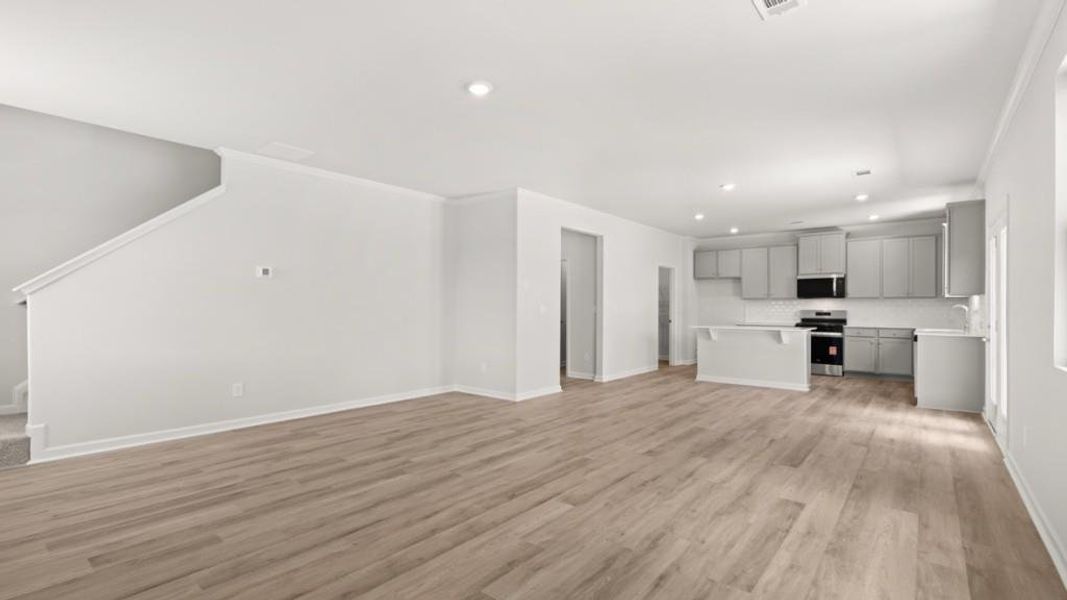 Spacious, unfurnished interior of a new home in Hamptons at Riverwood South, Dallas (Image 12). Spacious, unfurnished interior of a new home in Hamptons at Riverwood South, Dallas (Image 12).
